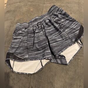 Lululemon hotty hot short grey size 8